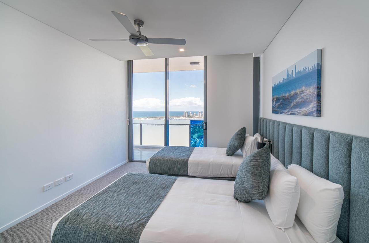 Sky Broadwater Apartments Southport Luaran gambar