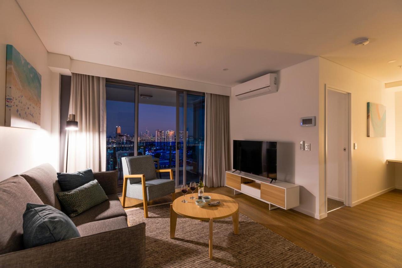 Sky Broadwater Apartments Southport Luaran gambar