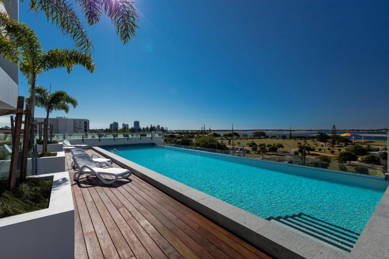 Sky Broadwater Apartments Southport Luaran gambar
