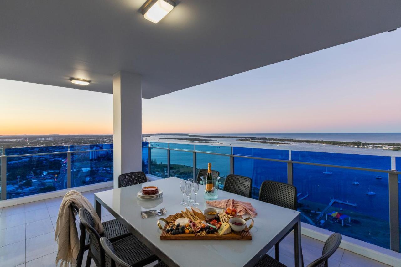 Sky Broadwater Apartments Southport Luaran gambar