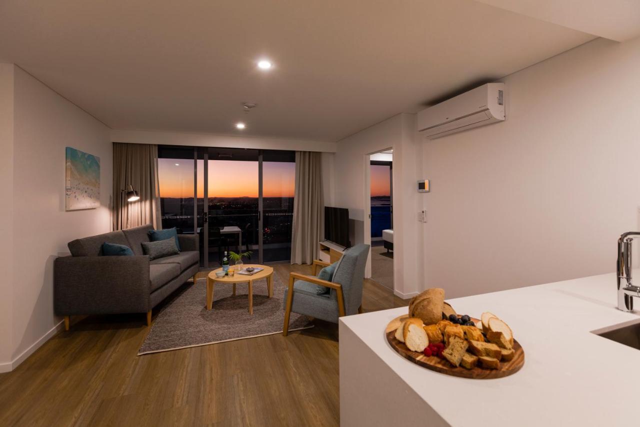 Sky Broadwater Apartments Southport Luaran gambar