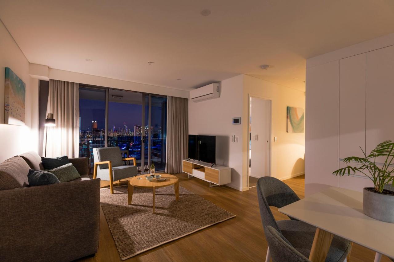 Sky Broadwater Apartments Southport Luaran gambar