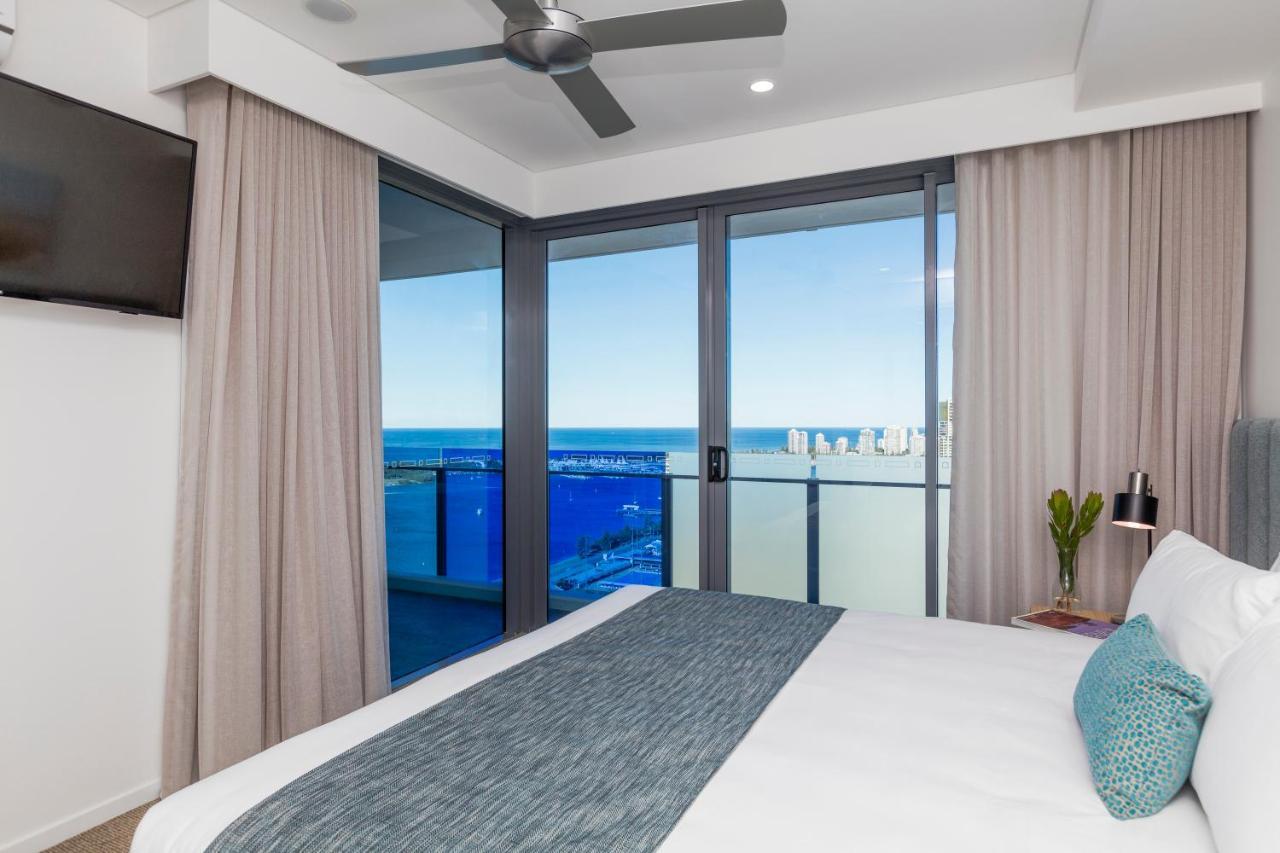 Sky Broadwater Apartments Southport Luaran gambar