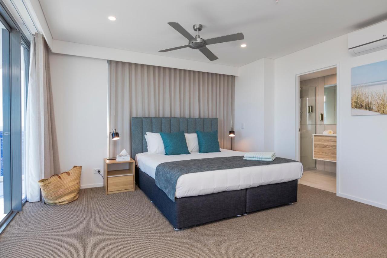 Sky Broadwater Apartments Southport Luaran gambar