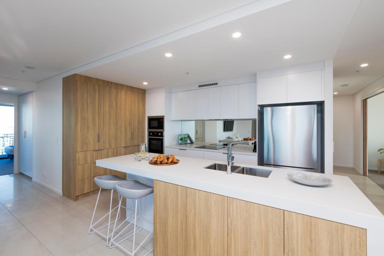 Sky Broadwater Apartments Southport Luaran gambar