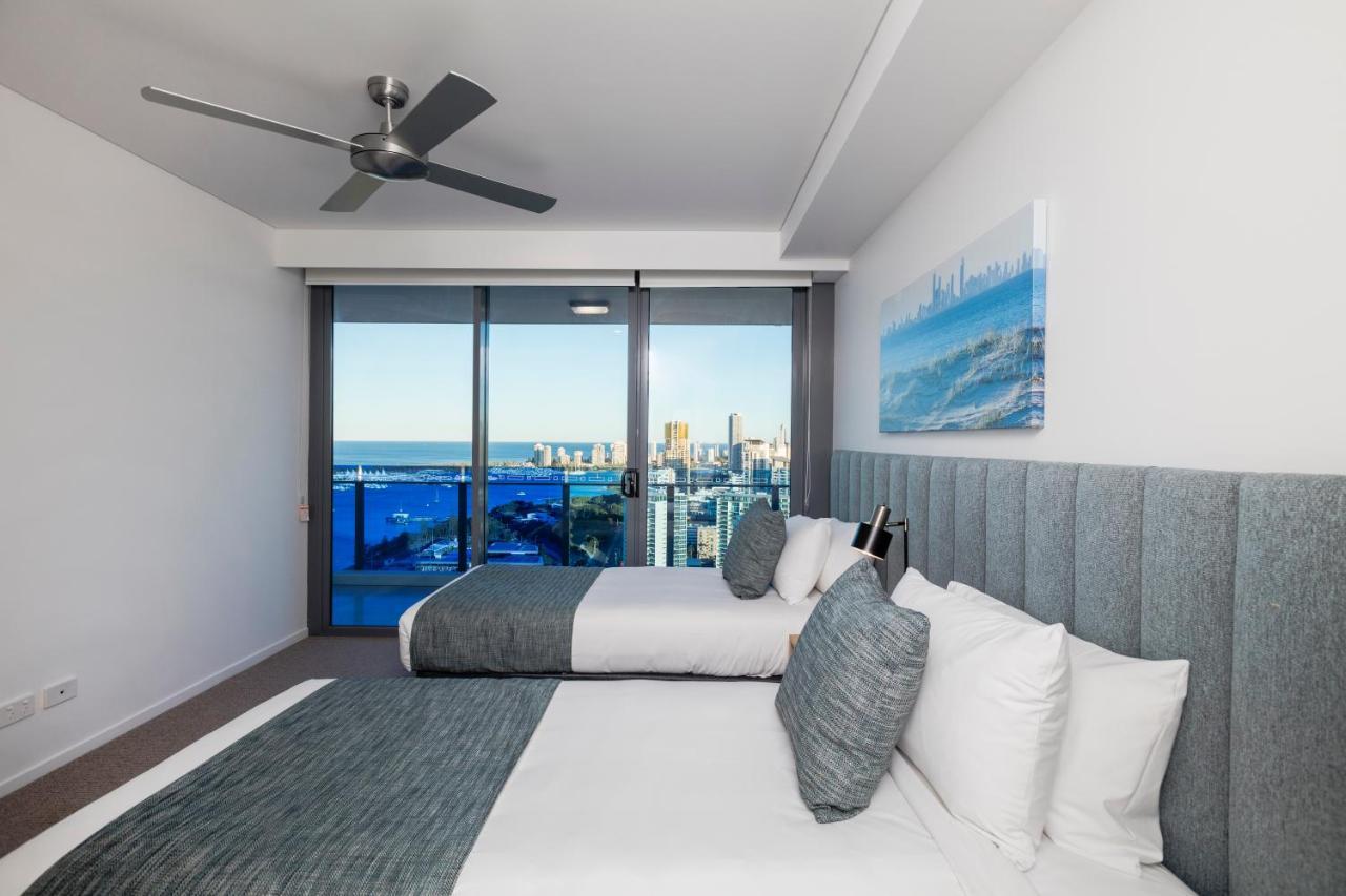 Sky Broadwater Apartments Southport Luaran gambar